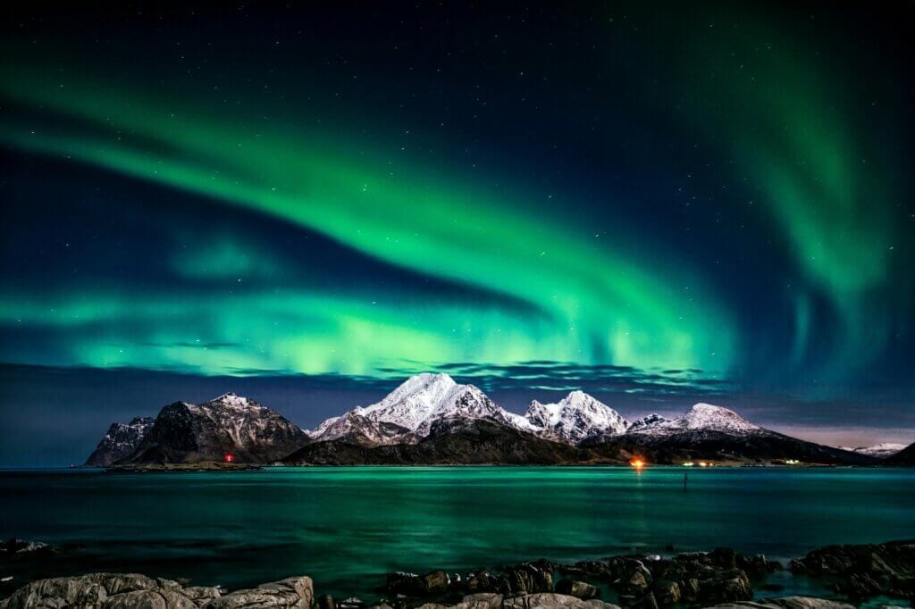 Best Time to See Northern Lights in Norway – Ultimate Guide for 2025